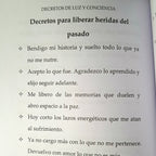 Libro "Decretos de Luz y Conciencia"