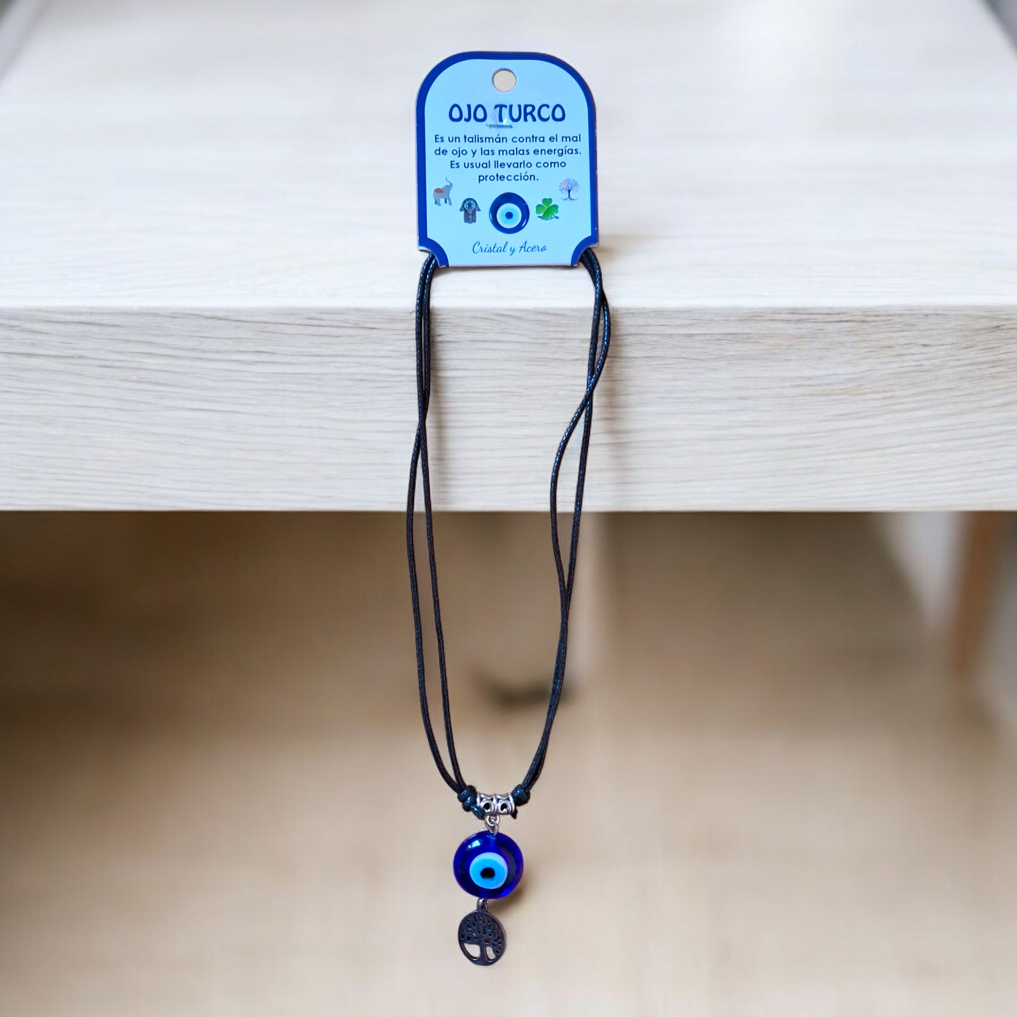 Collar Ojo Turco