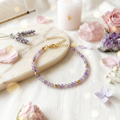 Pulsera de Amatista y Acero Inoxidable Dorado